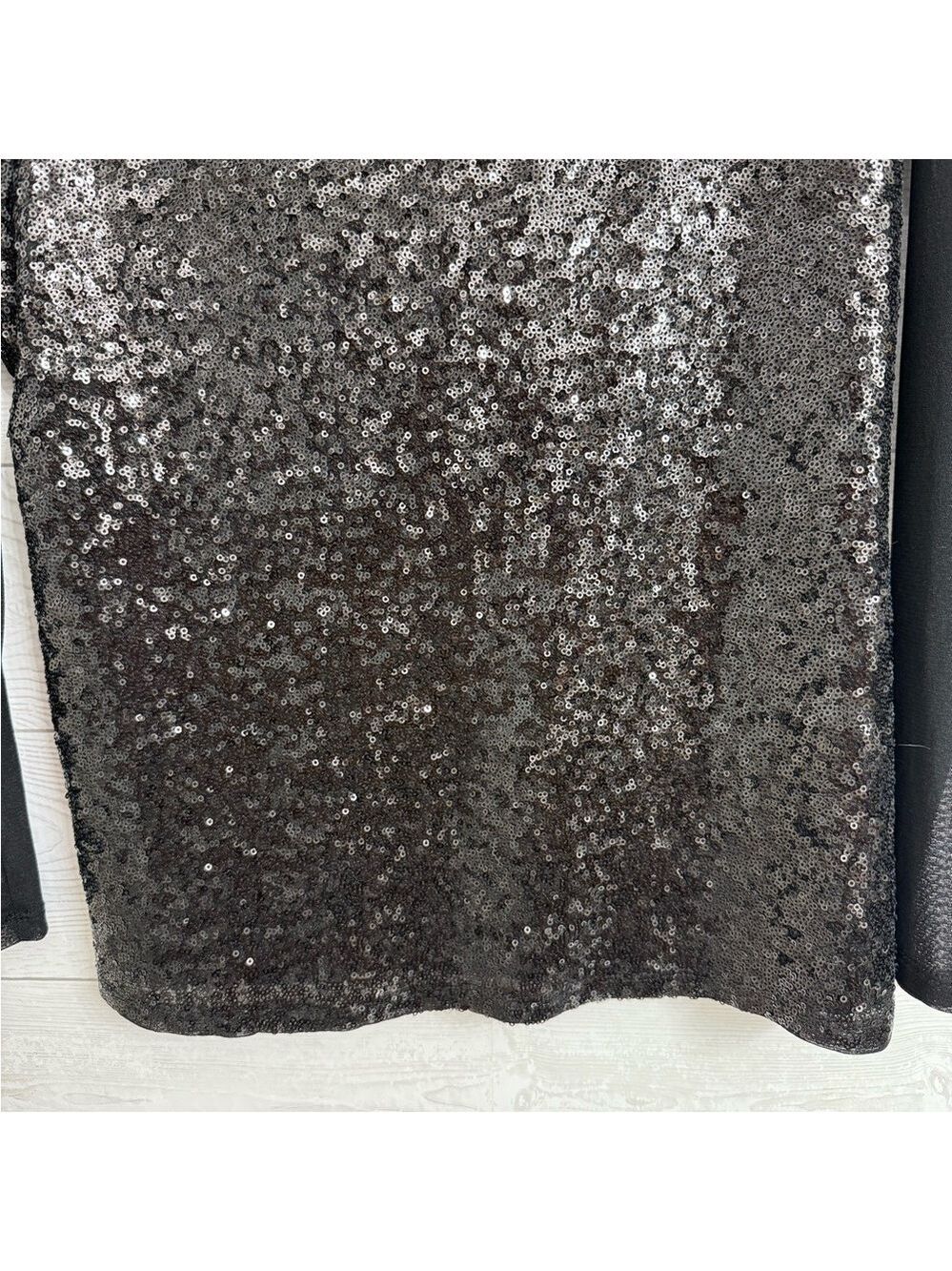 INC Int’l Concepts Women’s Black Shear Sequin Long Sleeve Top. Size XL - Picture 4 of 6